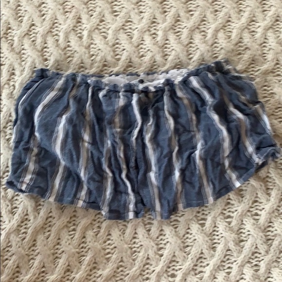 Hollister tube too - Picture 3 of 3